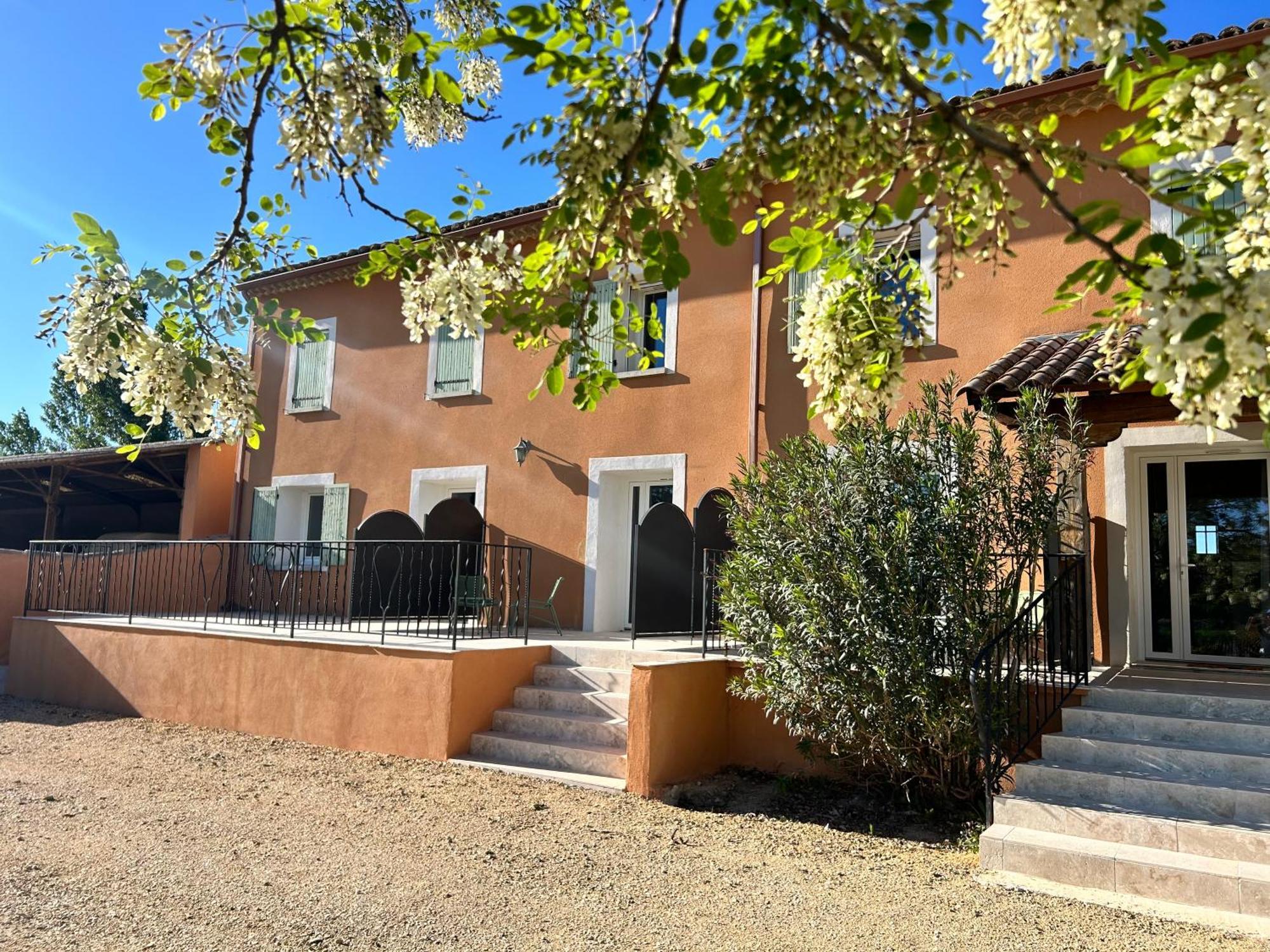 Bed and Breakfast La Capucelle Caderousse Exterior foto